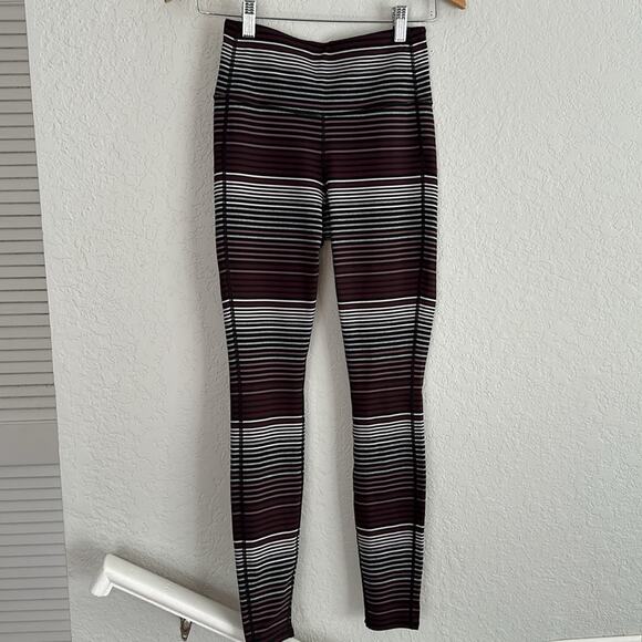 NEW Athleta High Rise Expanse Stripe Chaturanga Tights Leggings Purple Travel XS - Picture 3 of 6